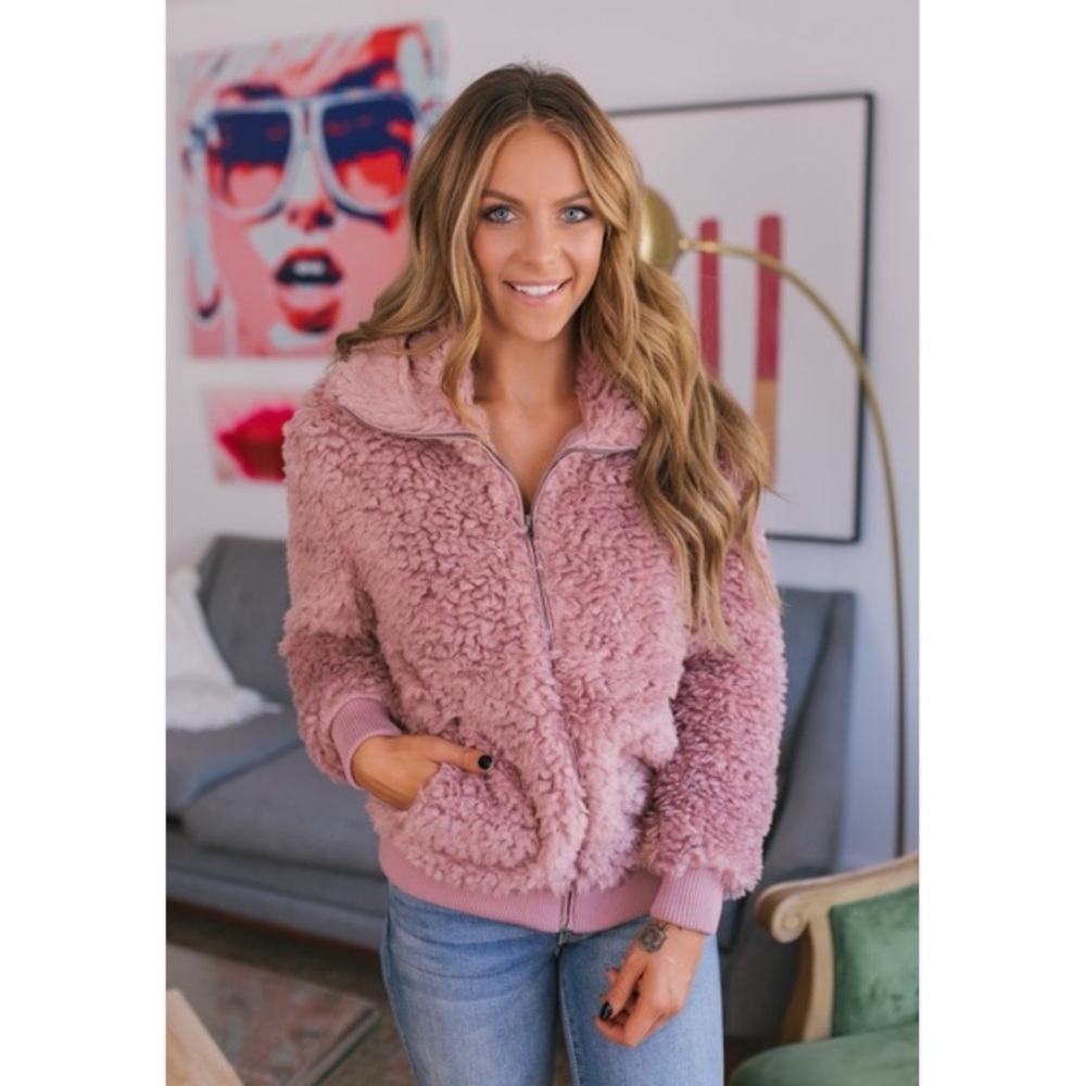 BB Dakota Teddy or Not Bomber